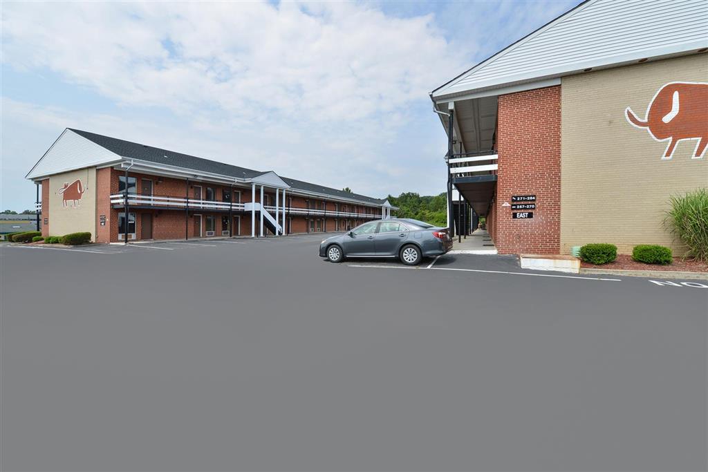 Americas Best Value Inn Bridgewater Bagian luar foto